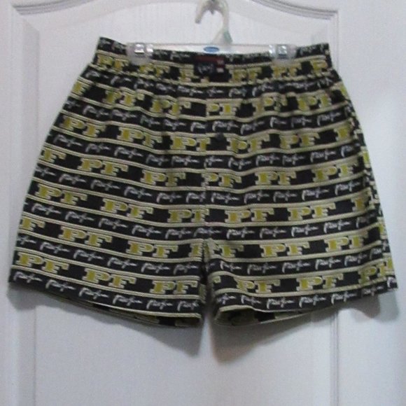 Add To a Bundle of $25.00 and pay $10.00 shorts Farm Phat - Medium 32/ 34 - Picture 1 of 9